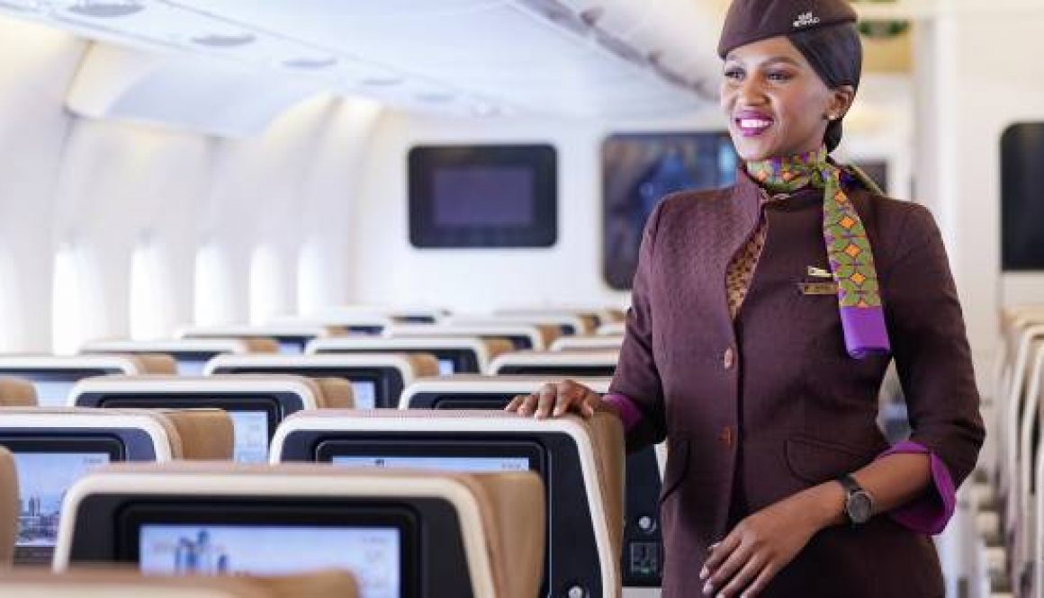 Etihad Airways earns third consecutive five-star rating at Apex Awards