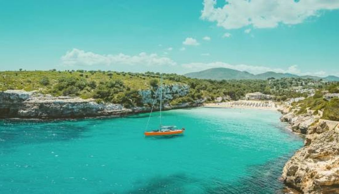 EASYJET AND EASYJET HOLIDAYS LAUNCH WINTER SUN SALE AS PART OF ‘ORANGE DROP