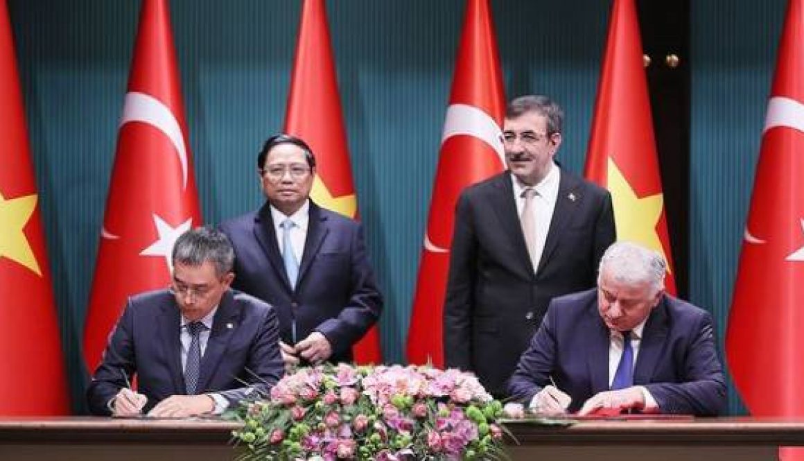 Vietnam Airlines and Turkish Airlines Expand Cooperation on Air Cargo Transportation