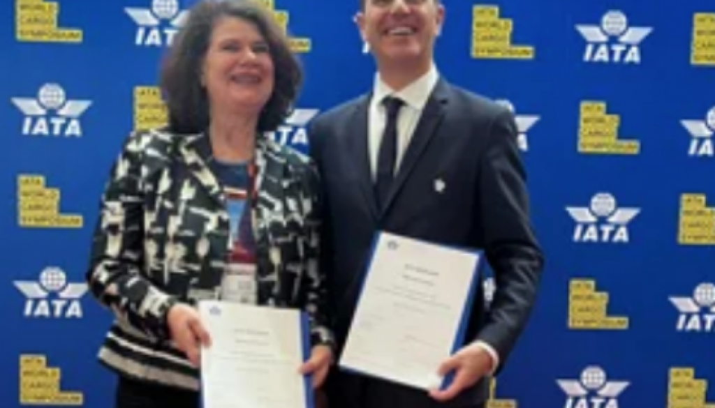 IATA and Smart Freight Centre Collaborate to Standardize Air Cargo Emissions Calculation