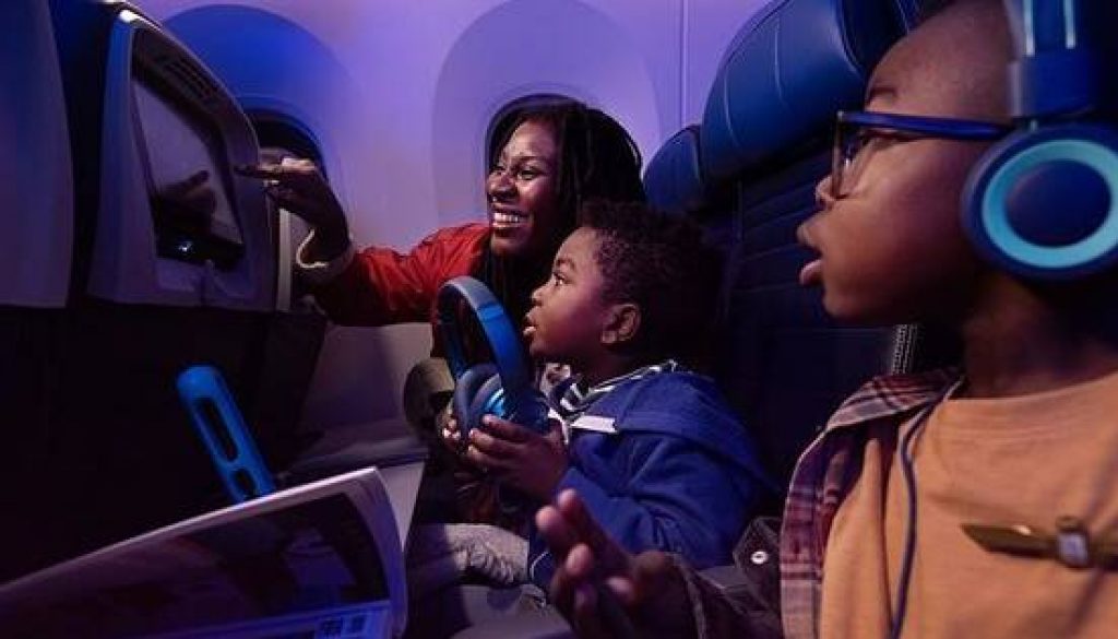 United Makes it Easier to Share Award Miles with Family and Friends