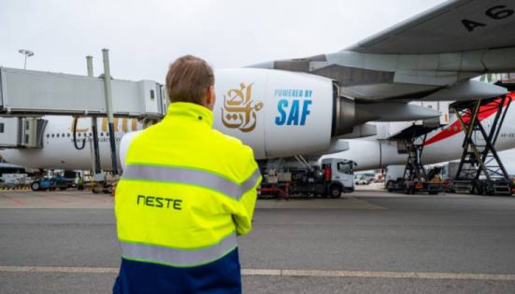 Emirates adds SAF on flights from Amsterdam Schiphol Airport