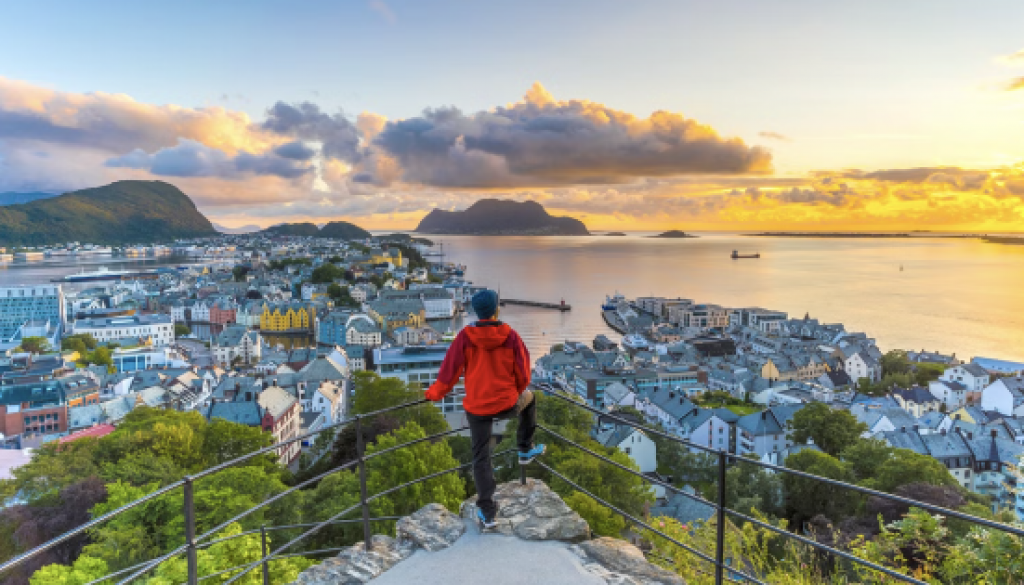 Norwegian Launches New Summer Routes to Copenhagen, Riga, and Ålesund