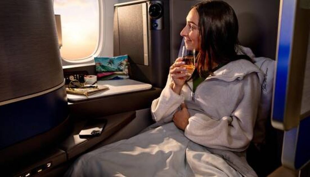 United Airlines Shares How Travelers Can Treat Themselves Ahead of National Plan a Solo Vacation Day