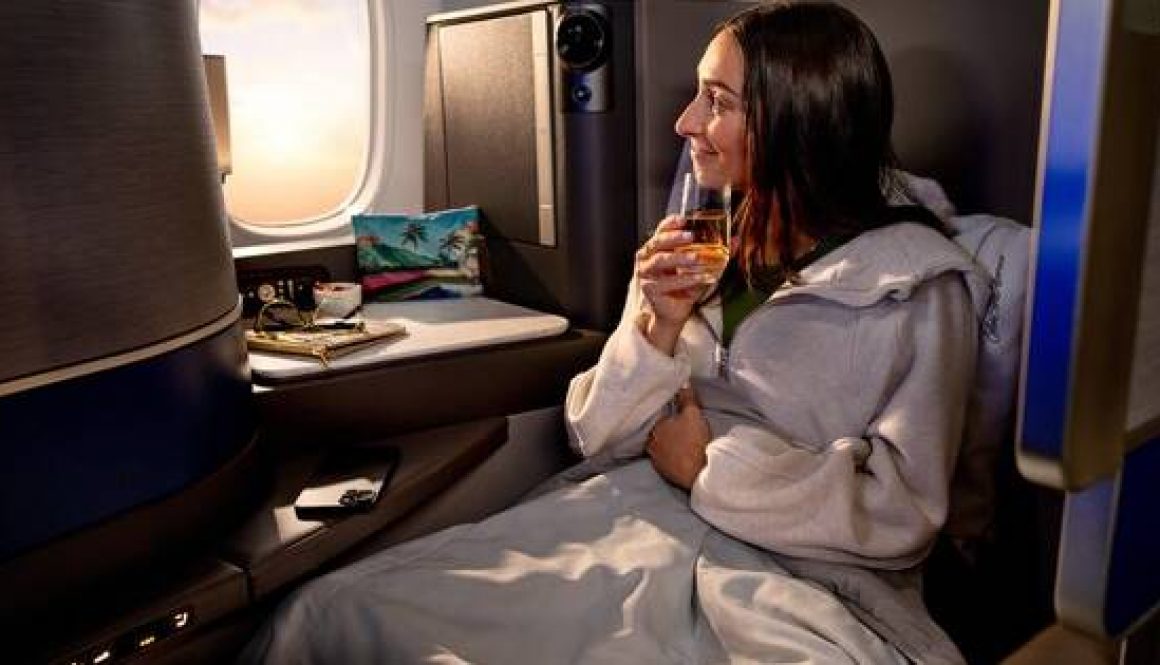 United Airlines Shares How Travelers Can Treat Themselves Ahead of National Plan a Solo Vacation Day