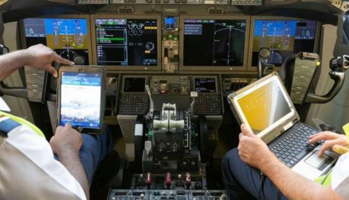 flydubai Partners with Ultramain Systems to Enhance Operational Efficiency with Digital Logbook Tech