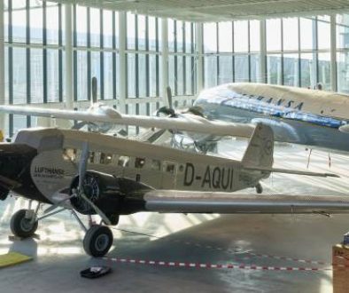 Historic Ju 52 and Super Star aircraft completed in Lufthansa Group Hangar One