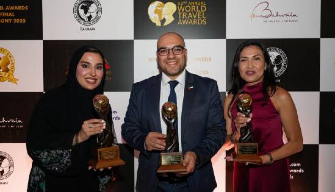 Etihad Airways Brings Home Three Awards from the World Travel Awards 2025