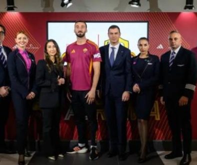 WIZZ AIR ANNOUNCES AS ROMA PARTNERSHIP