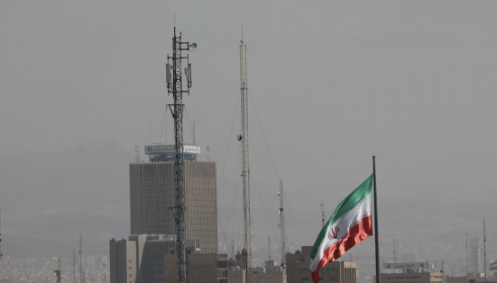 Airlines suspend Middle East flights