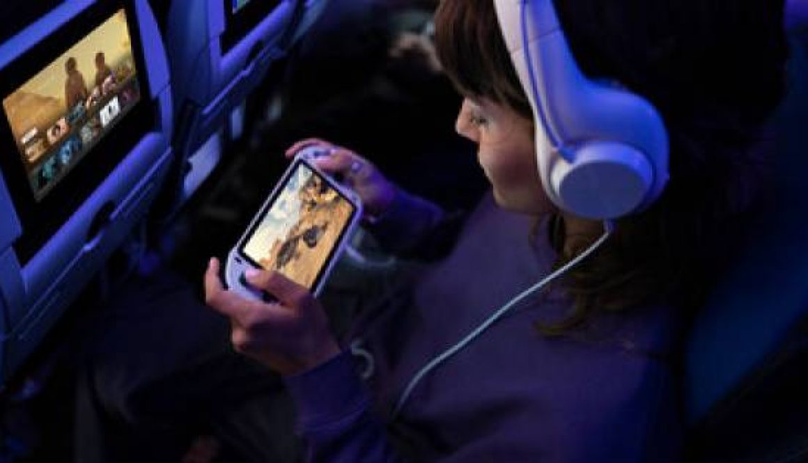 United Spotlights Starlink Wi-Fi in New Big Game Ad