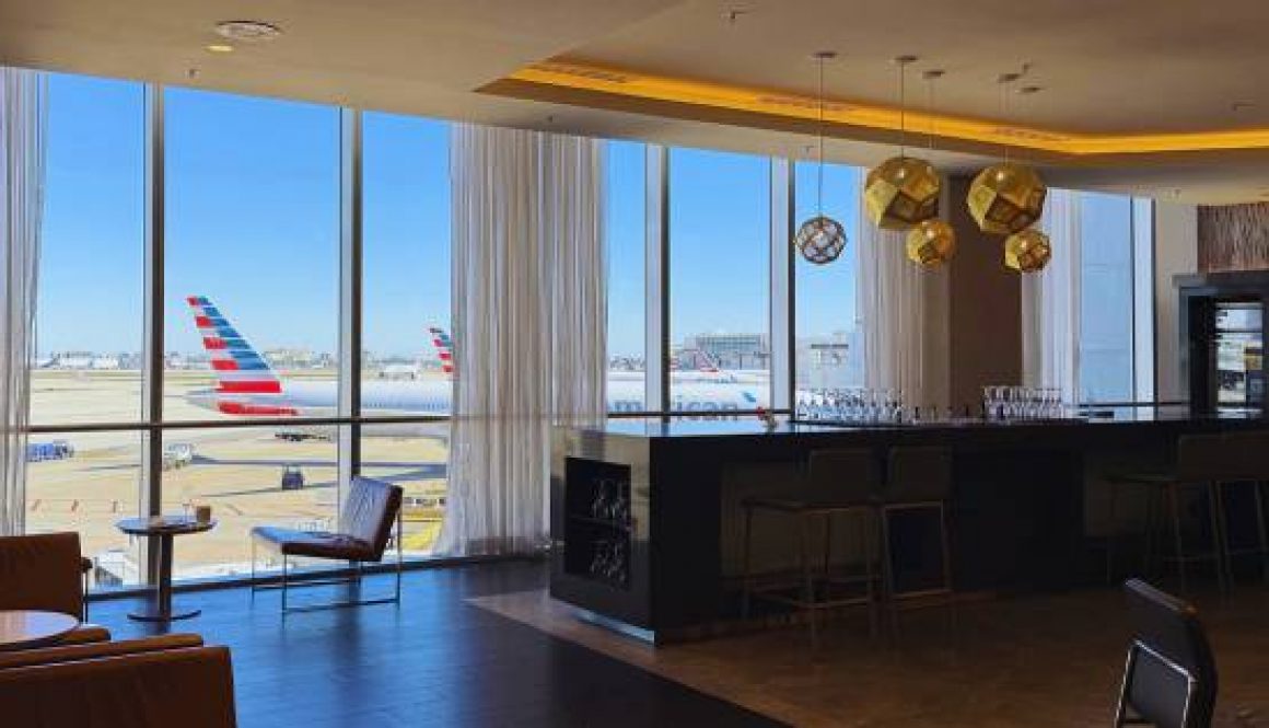 Serve, sip, relax: American aces the lounge experience in Miami