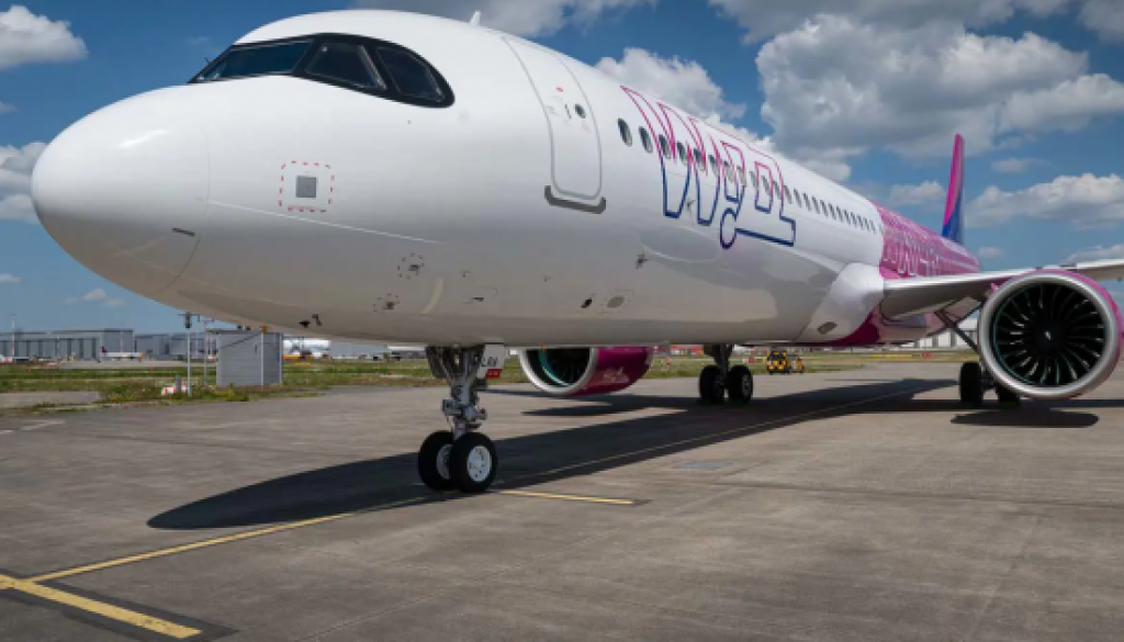 WIZZ AIR MARKS ONE YEAR OF CUSTOMER FIRST COMPASS WITH EXTENSIVE NETWORK EXPANSION