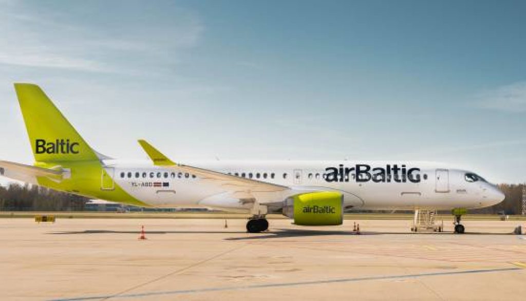 airBaltic Marks 10 Years in Iceland