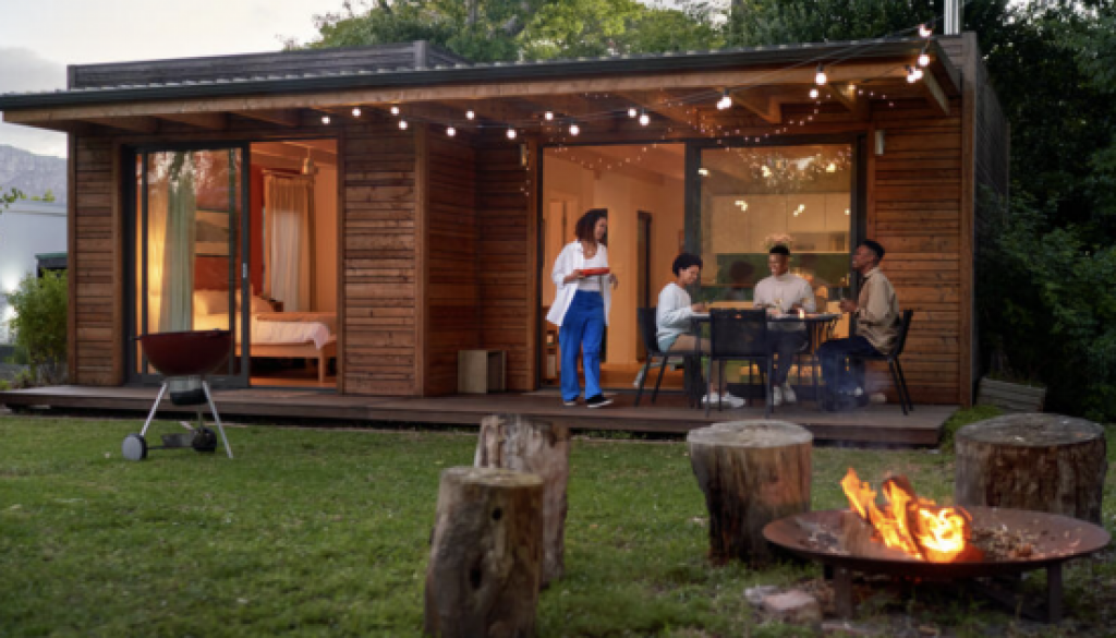 More ways to earn miles with Airbnb